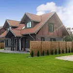 Awesome Home In Gizycko With Sauna 別荘 ギジツコ