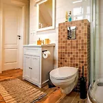 Awesome Home In Gizycko With Sauna Σπίτι διακοπών Giżycko