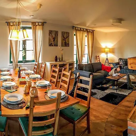 Сasa de vacaciones Lovely Home In Gizycko With Wifi